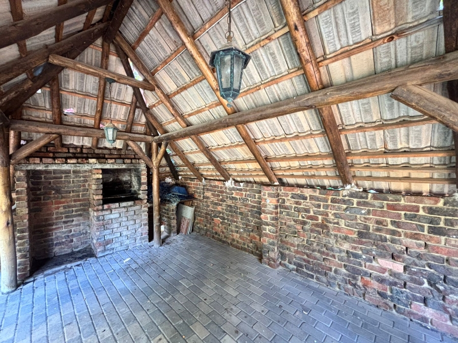 4 Bedroom Property for Sale in Van Der Hoff Park North West